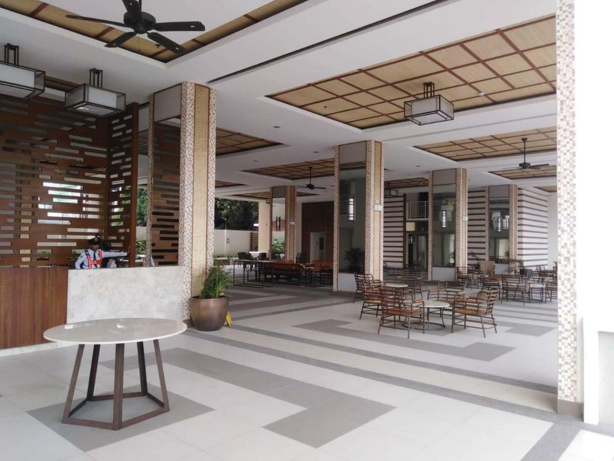 Viera Residence Манила Экстерьер фото